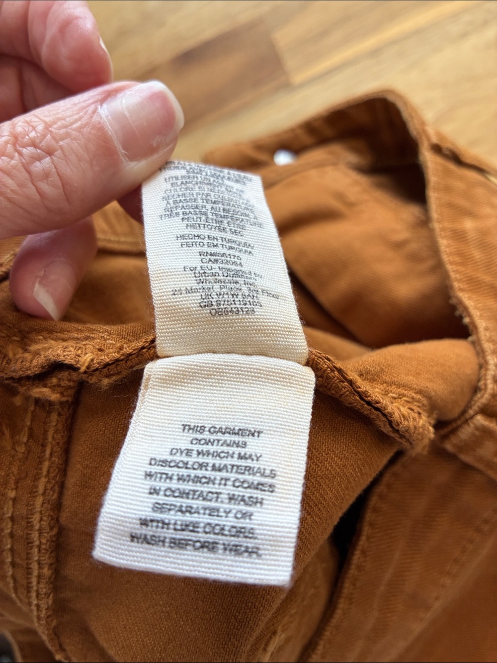 Free People HTF We The Free Studded Wide Leg Cropped Jeans Camel Raw Hem Size 30 - Picture 9 of 9